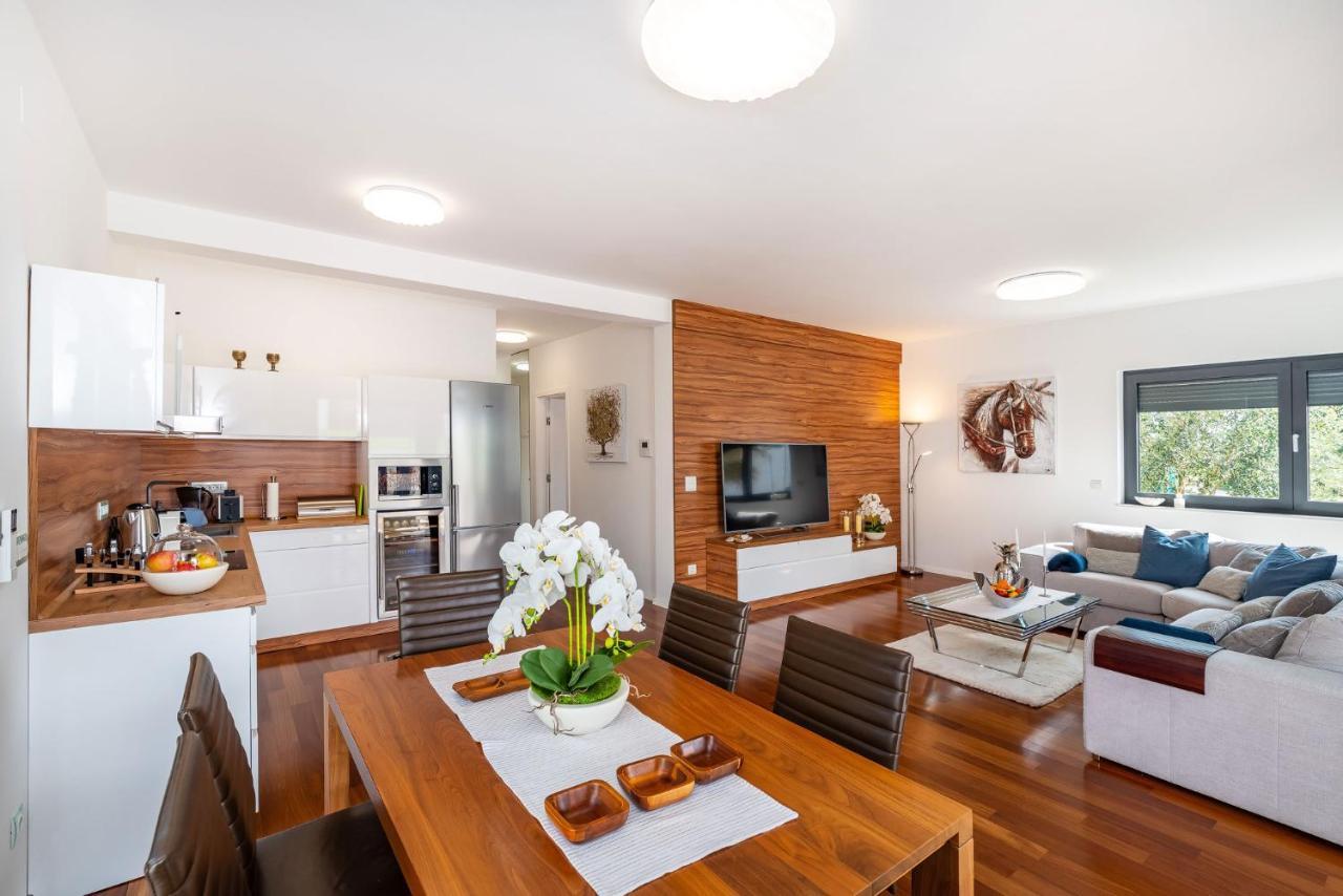Apartman Darija Сукошан Экстерьер фото